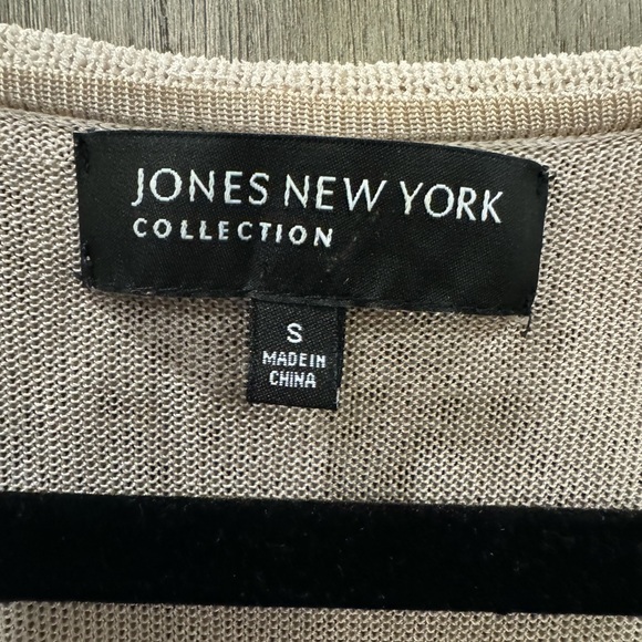 Jones New York collection textured knit beige blouse size S - Picture 3 of 6